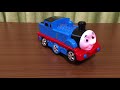 【いんちきおもちゃ動画】中国の電動トーマスが男前だった。
