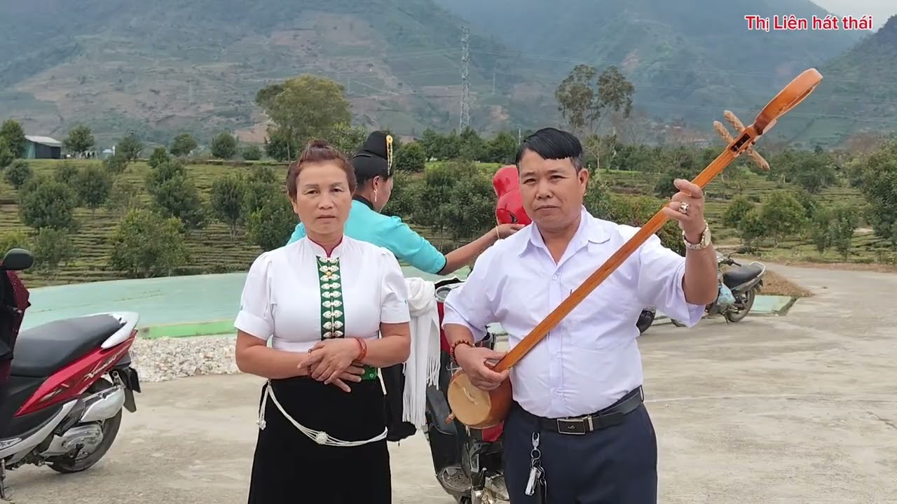 Chị Tòng Lả với chủ kênh Hoàng Tấm giao duyên cực hay 