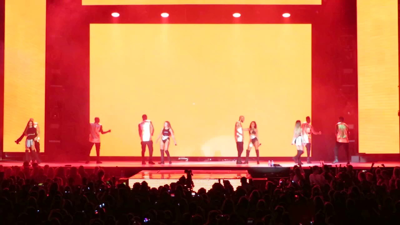 Little Mix - Move (Jingle Bell Ball 2016)