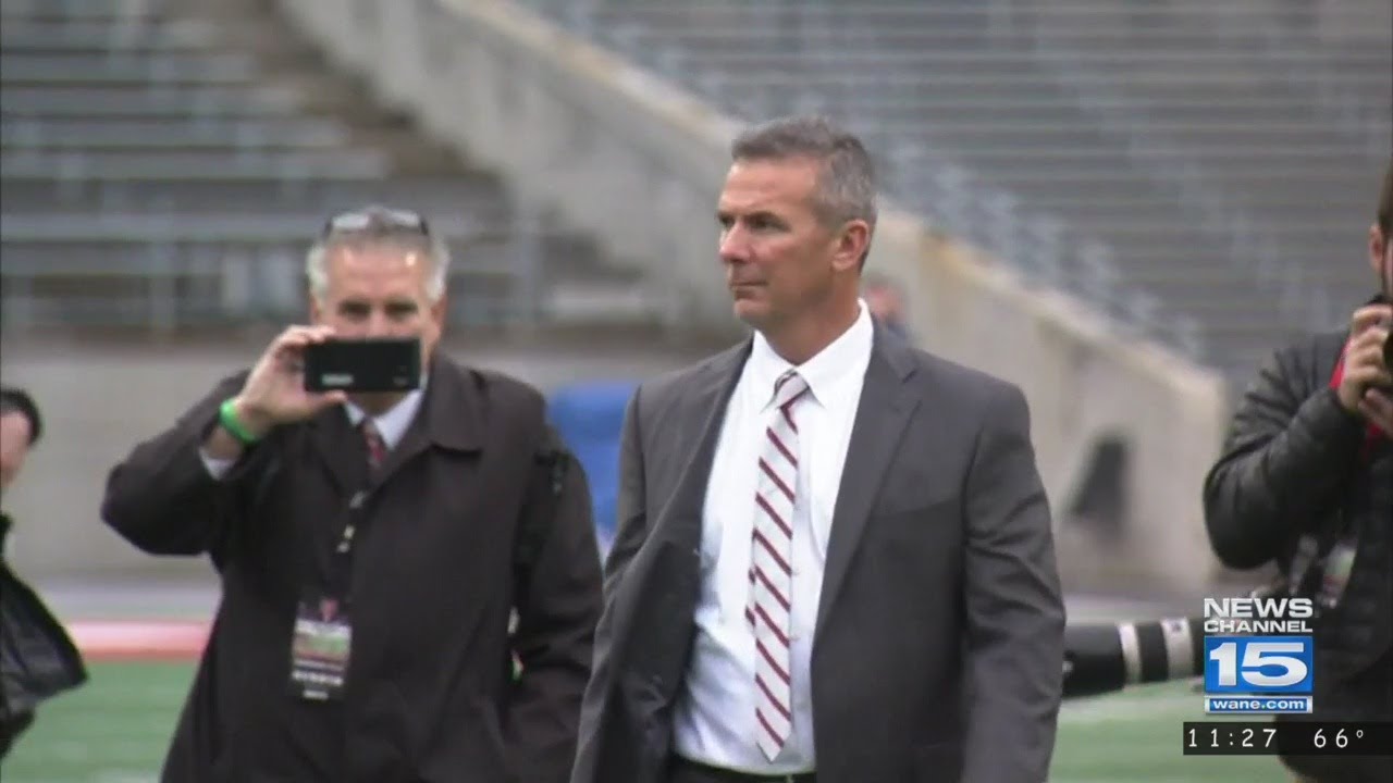 Ohio St. places Meyer on administrative leave