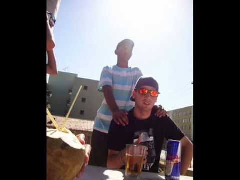 MC MINI part MC WEEL - OLHA O BONDE DOS BRAVO = DJ...