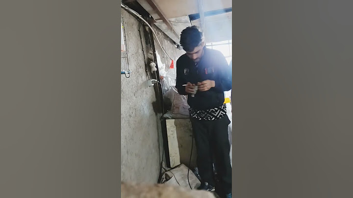 با برق شوخی بکن نکن😂😂