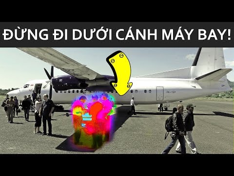 Video: Dưới Cánh Máy Bay