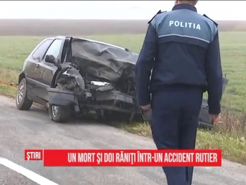 Un mort şi doi răniţi într-un accident rutier