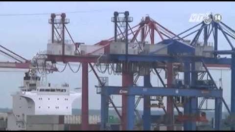 Khắc phục tình trạng ùn tắc container tại cảng Cát Lái TP HCM