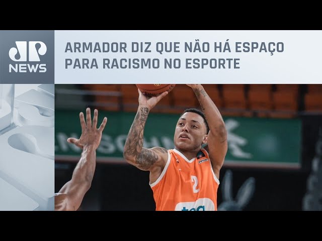 Armador da seleção brasileira de basquete é alvo de racismo em jogo na  Espanha; veja vídeo