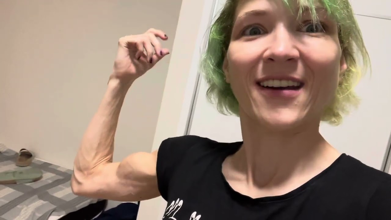 Biceps flex on flex Friday