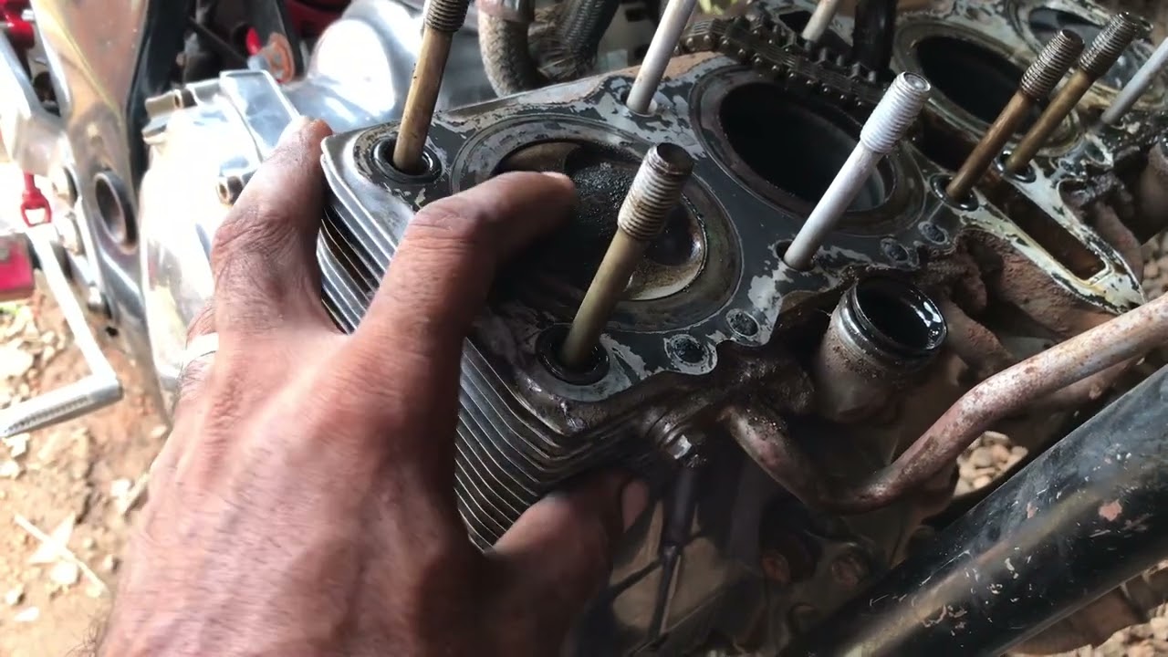 Suzuki bandit n600 fumando part 03