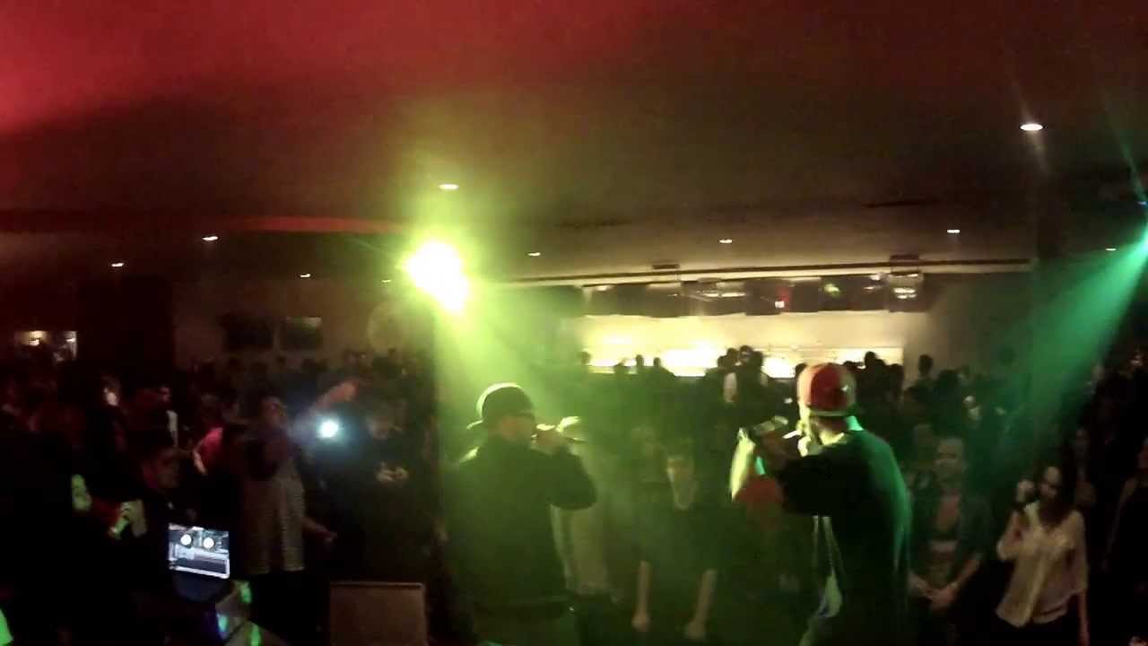 Composto ft Independente - Cada vez mais forte -  Twin's Praia