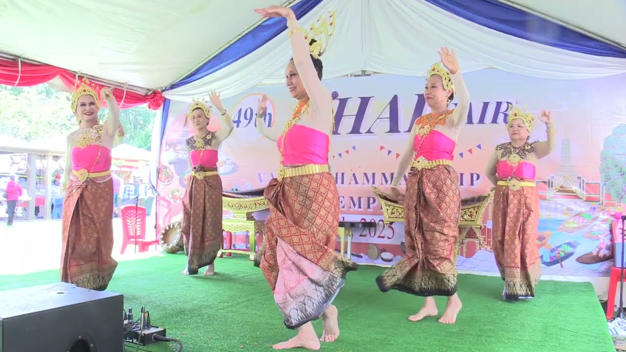 Thai Fair at Vajirathammapadip temple Long Island New York August 24,2025 no.18 ชุดอัปสรากันตรึม