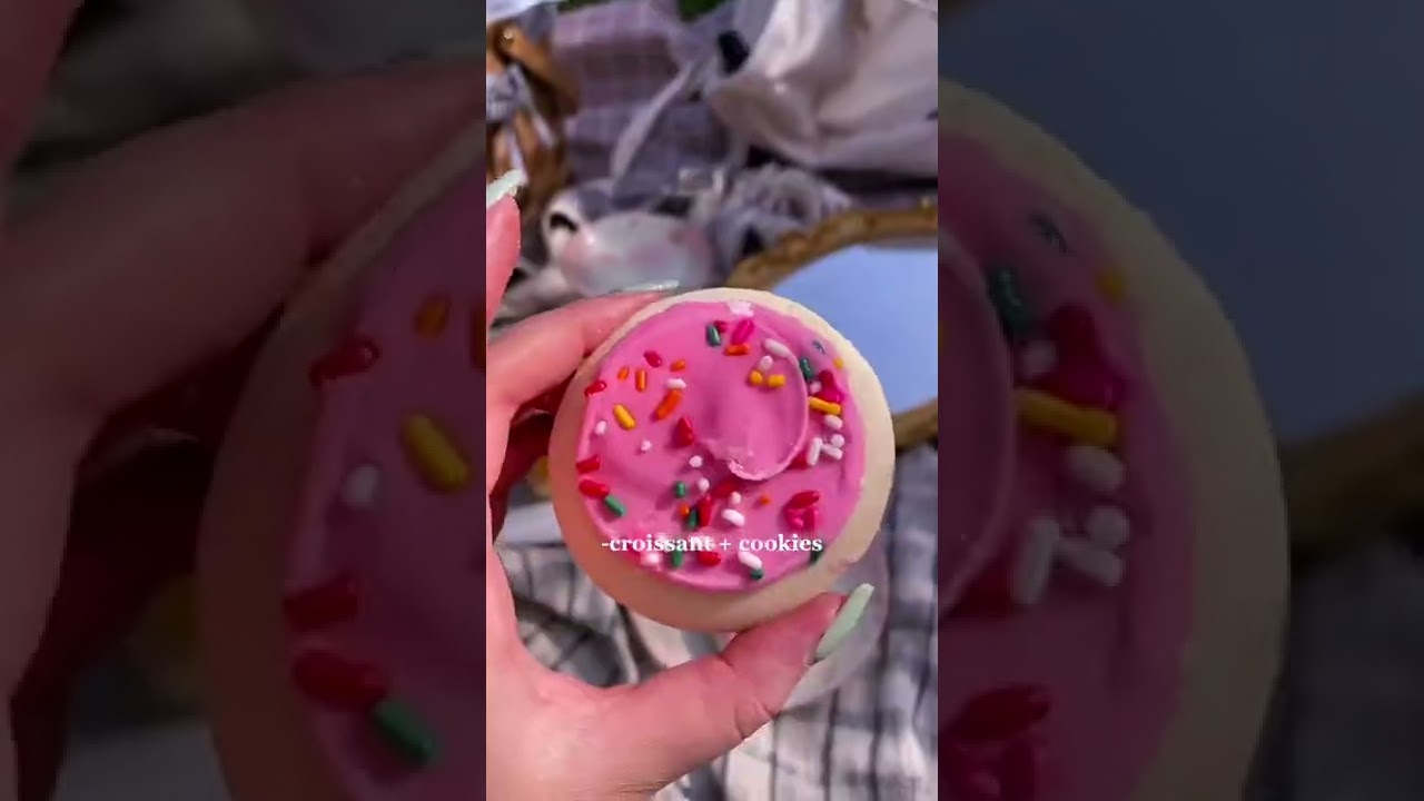 your sign to have a romantic picnic by yourself 