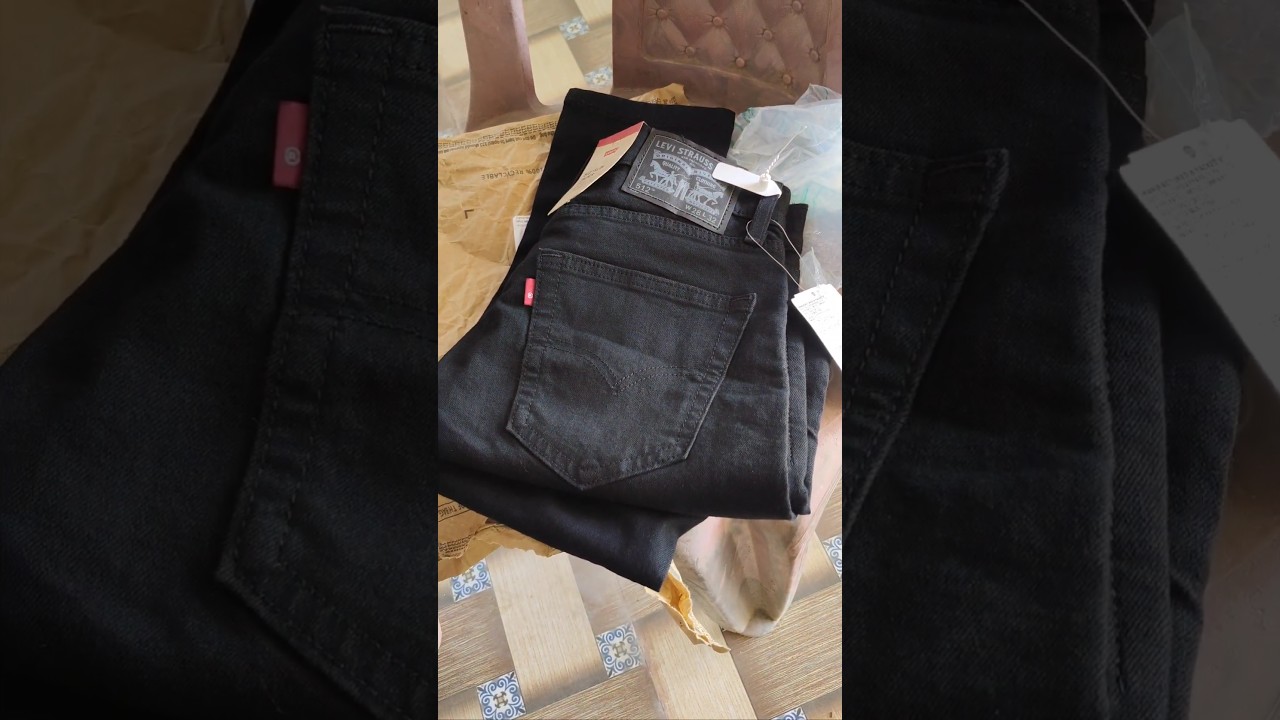 Levi's Men Black 512 Tapered Fit stretchable Jeans 