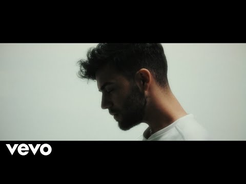 Agoney - MÁS