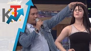 Vice Ganda pinaturuan ng tamang paglakad si Showtime dancer Issa