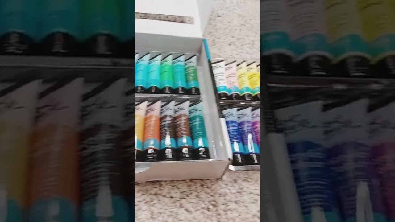 Reviewing The Mont Marte Acrylic Paint Colour Set!