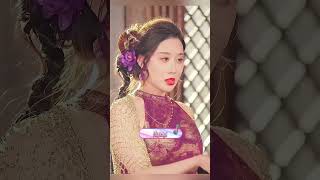 Mutfağın Kapısı Açıldığında