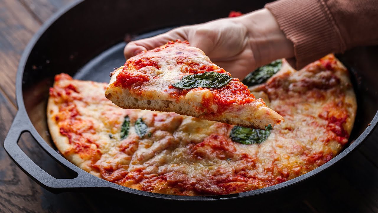 How to Make The Cheesiest Perfect Cast Iron Pan Pizza - A Feast For The Eyes