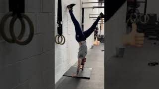 The trick to get MORE Handstand Push-ups or Deficit HSPU!