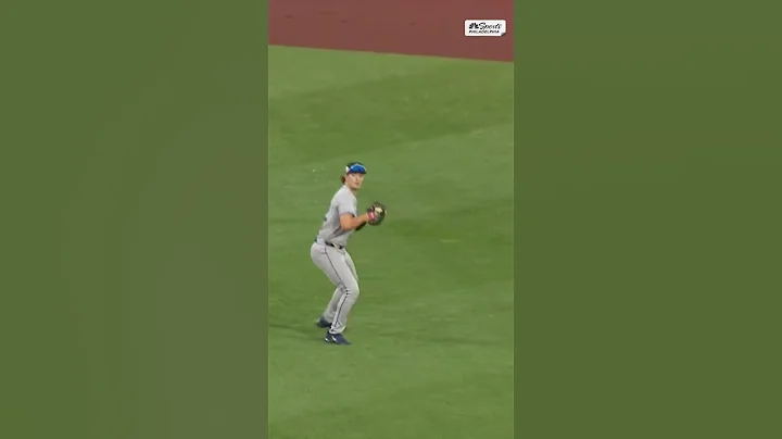 Bryce Harper's RBI single gives the Phils the lead! 🔥