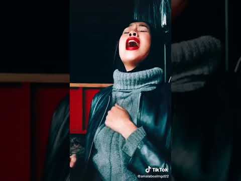 حسن شاكوش حيروني عزبوني موتوني بالخيانه كنت بديهم عيوني بس طلعو اصحاب جبانه 