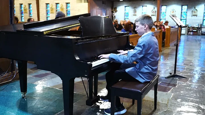 Jack Leineinger playing "River Flows in You"