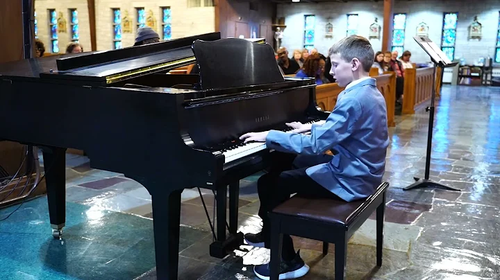 Jack Leineinger playing "River Flows in You"