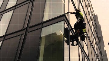 Window Cleaning Rope Access London Abseiling