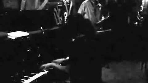 Alex Carbonell y Albert Comaleras- Caravan.mp4