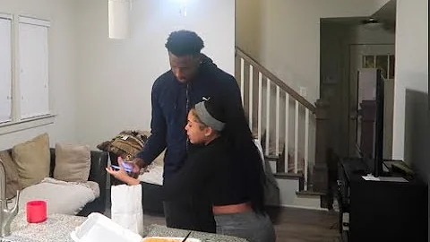 TEXTING ANOTHER GIRL PRANK ON GIRLFRIEND FT. TAYLO...