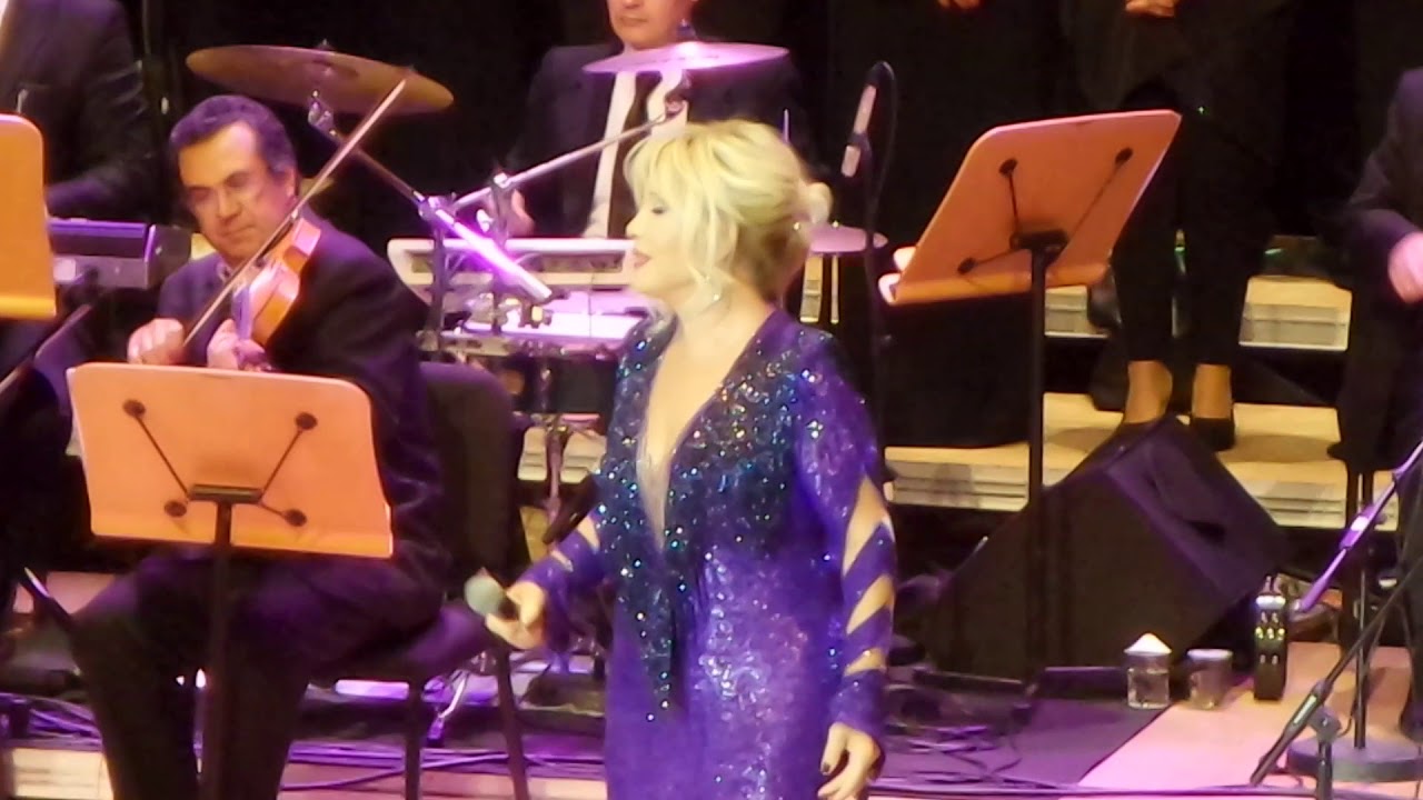 EMEL SAYIN--Rüya Gibi Uçan Yıllar