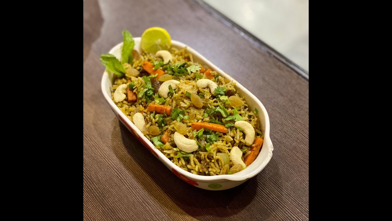 Veg. Hyderabadi Biryani Palak & Pudina Green Biryani Restaurant