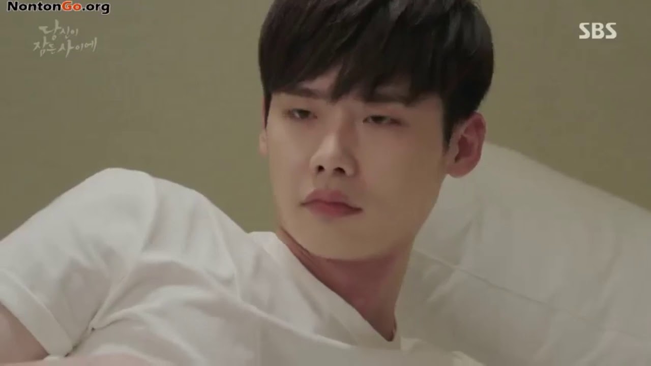 While You Were Sleeping ep 21 funny cut - sub indo - YouTube