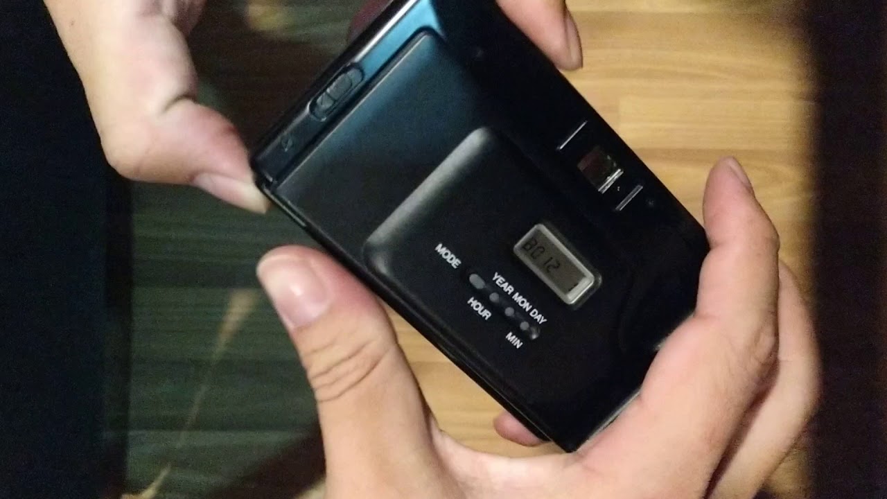 MINOLTA MAC-DUAL QUARTZ DATE