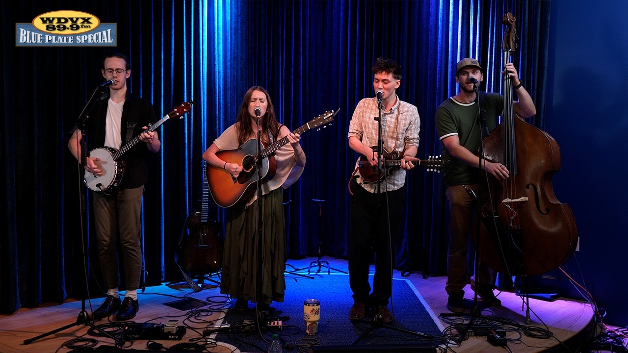 Barkley Cove - "Let Em In" | WDVX Blue Plate Special