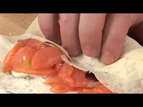 Видео рецепт Роллы с копченым лососем