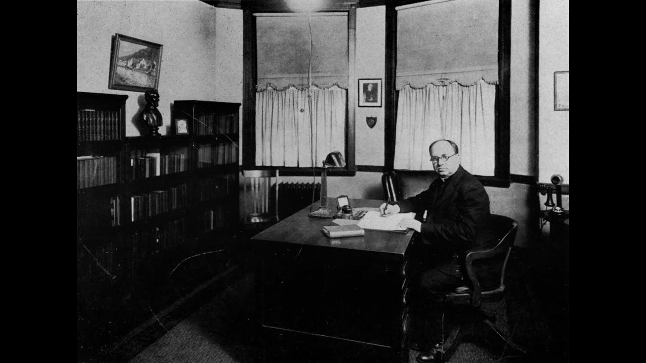 Loyola University Chicago School Of Social Work Celebrates 100 Years