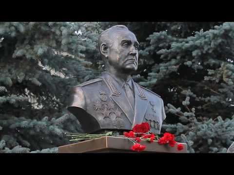 Памятник Герою Советского
