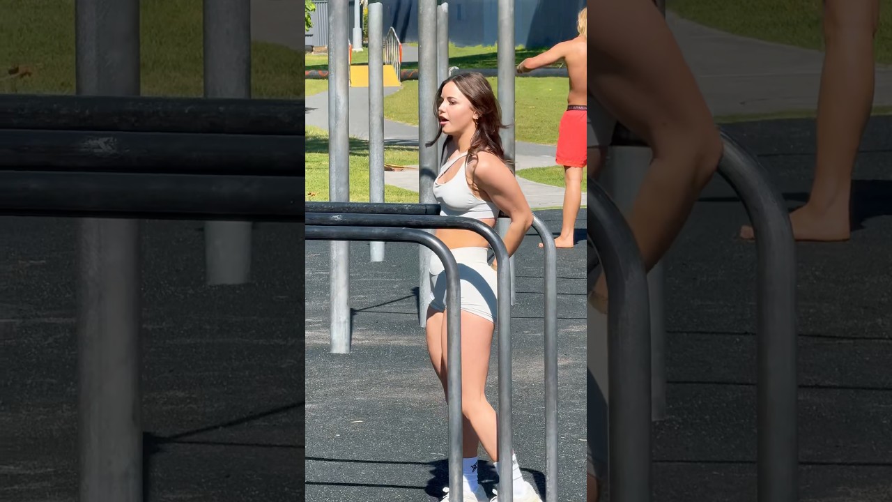 She Ripped it #youtubeshorts #viral #prank