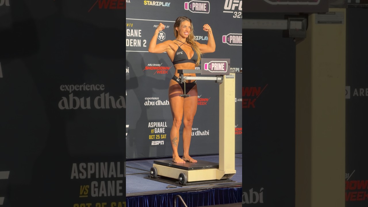 MACKENZIE DERN BATE O PESO PARA O UFC 321 - 52.1 kg
