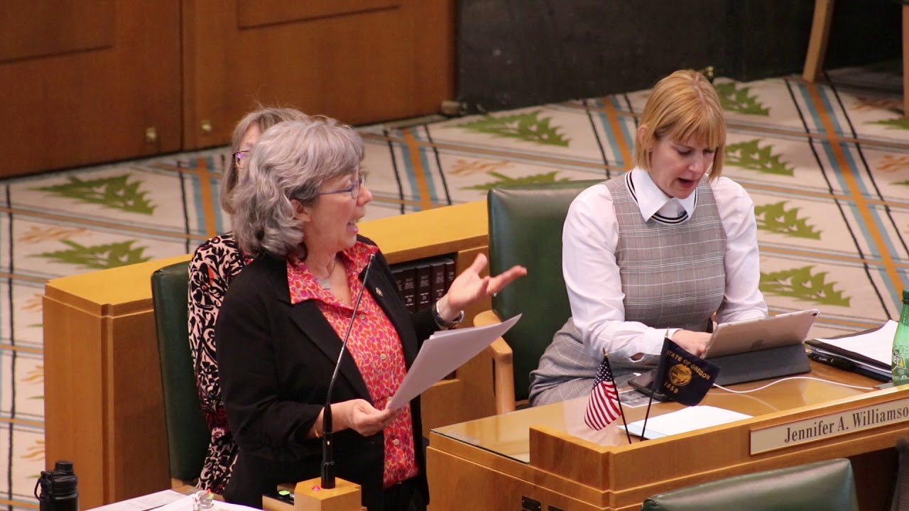 Oregon lawmaker: Generations of educators forced to do more with less