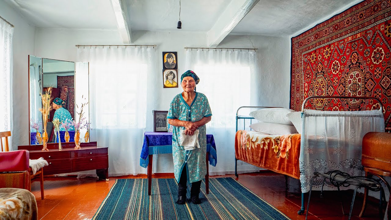 🇺🇦🇰🇬88-Летняя Украинка из Кыргызстана Показала Свою Жизнь на Селе