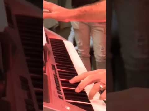 الشاب مومو ويلا جات ف خسارتكم 