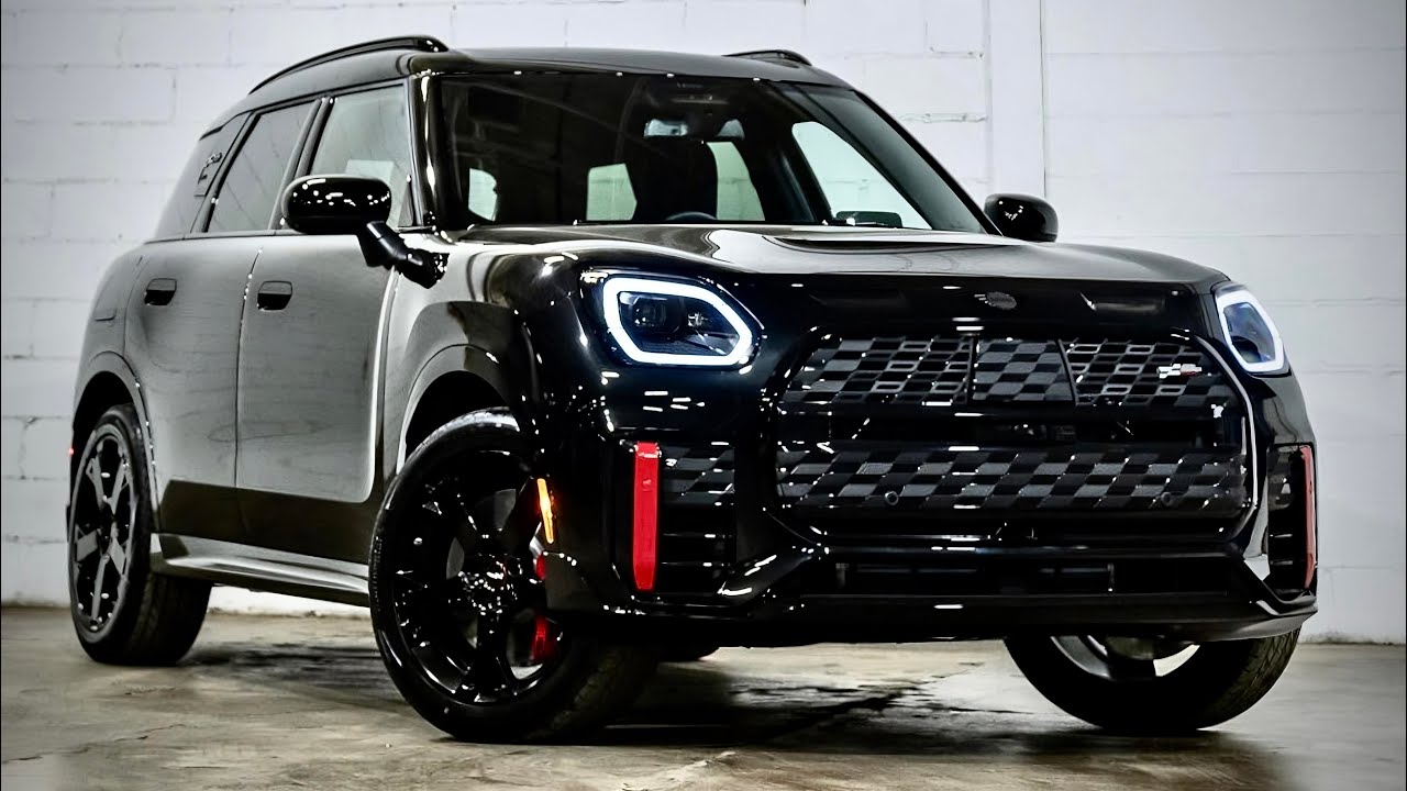 2025 MINI Countryman Jonh Cooper Work: Luxury Mini-SUV | Black Color