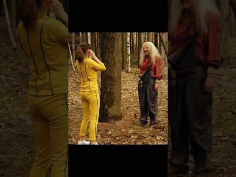 Встретила каннибалов в лесу 😱🔪 #shorts #кино #фильмы