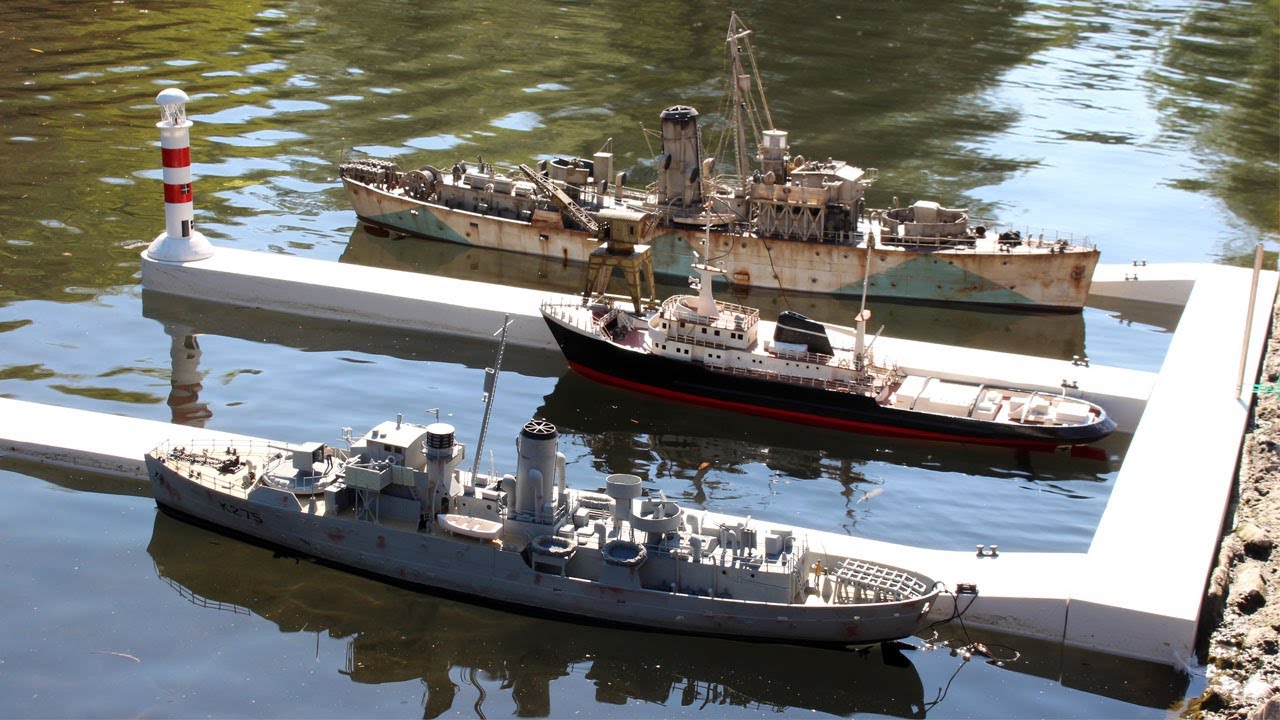 Luton & District MBC | VE 80 Display