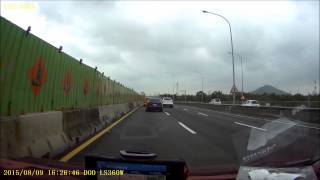YP-2549惡意逼車及切換車道未打方向燈