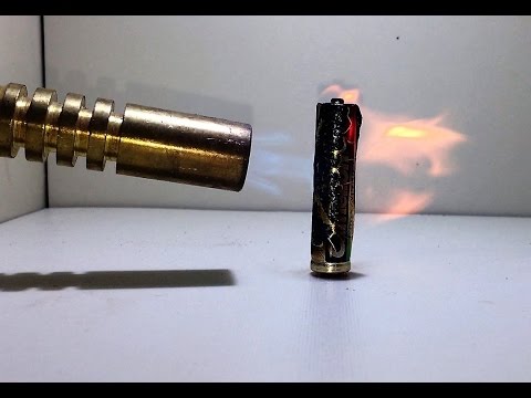 ВОЗГОРАНИЕ БАТАРЕИ CAMELION ALKALINE. ВЗРЫВ БАТАРЕИ!