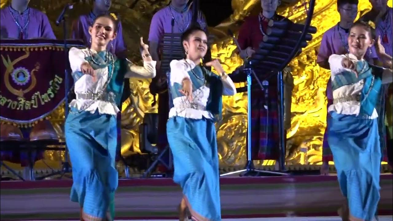 การแห่ปราสาทผึ้ง วงโปงลางศิลป์ไทรเงิน ร.ร.พิบูลมังสาหาร การแห่ปราสาทผึ้ง วงโปงลางศิลป์ไทรเงิน ร.ร.พิบูลมังสาหาร