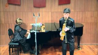 Matvey Sherling performs Autumn Leaves /Joseph Kosma/ chords