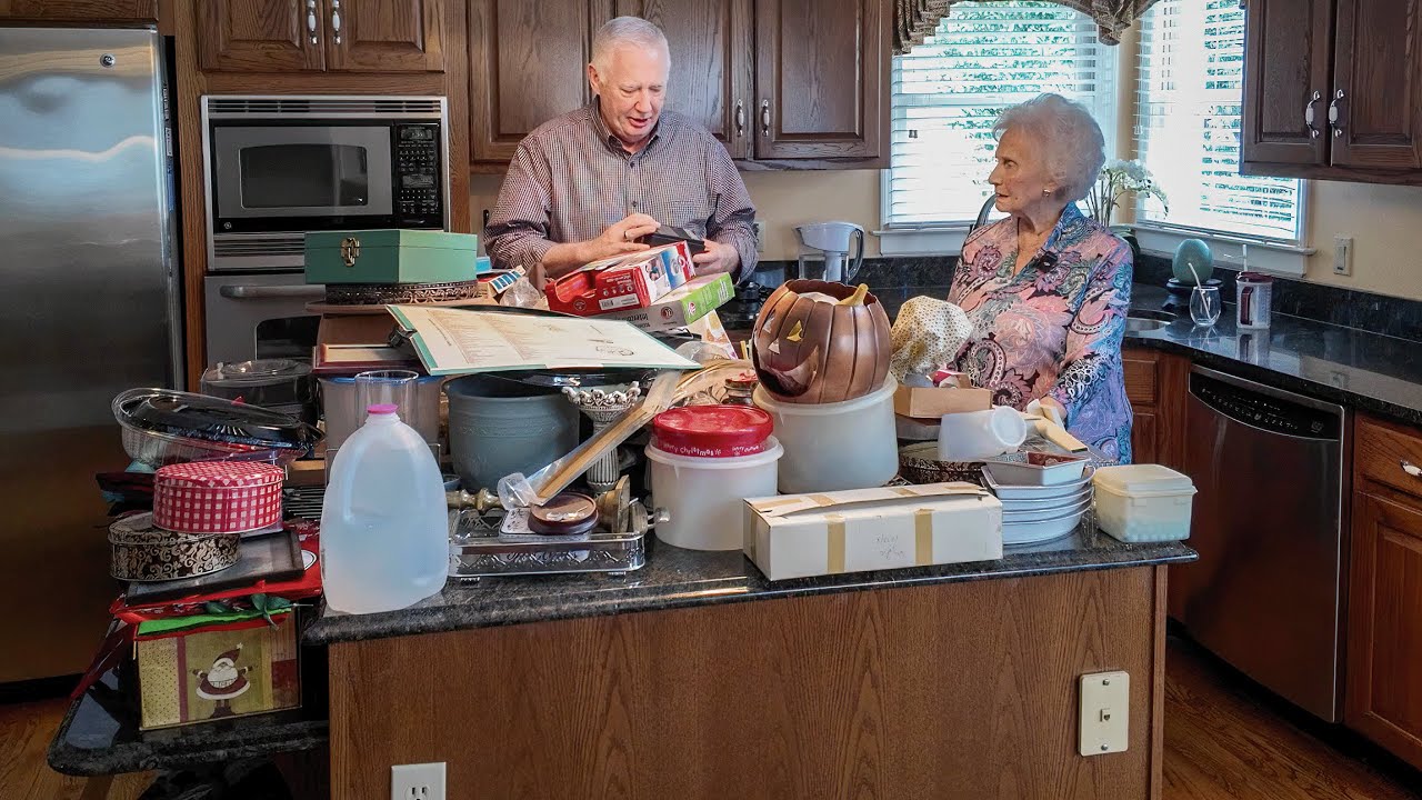 Decluttering the Laundry Room With My Mom